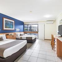 坎诺法勒礁港威酒店