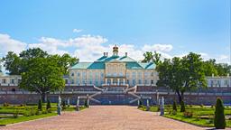 Menshikov Palace附近的圣彼德堡酒店