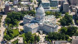 Wisconsin State Capitol附近的麦迪逊酒店