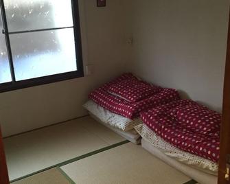 枫叶兔淑女旅舍 - 京都 - 睡房