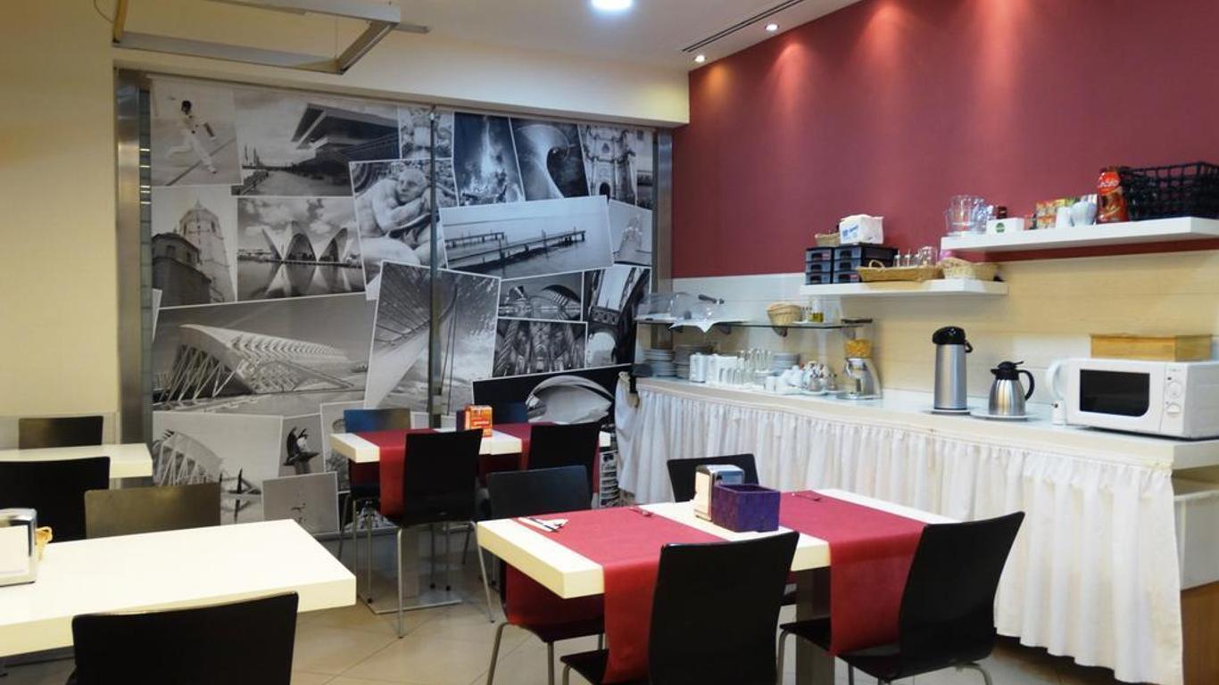潘纳缇旅店