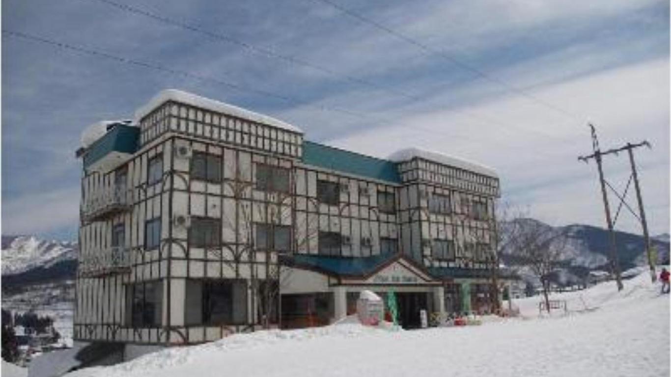 艾尔姆石内酒店