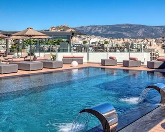 雅典斯坦利酒店 - 雅典 - 游泳池