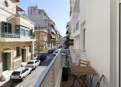 狄诺斯特拉托斯旅馆 - 雅典 - 阳台
