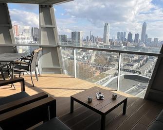 Apê Calypso, luxury holiday apartment center of Rotterdam with view and balcony - 鹿特丹 - 阳台