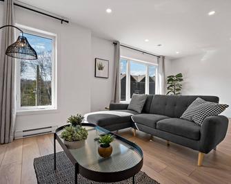 Rvmt的maison Oasis - Sainte-Lucie-des-Laurentides - 客厅