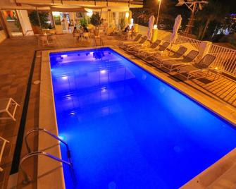 艾斯米特昂酒店 - 圣安东尼奥 - 游泳池