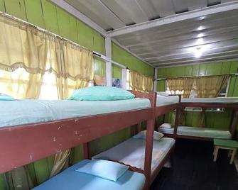 Hotel con muy buena ubicación próximo al centro de Puerto Nariño. - Puerto Nariño - 睡房