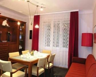Holiday apartment Vienna for 1 - 5 persons with 2 bedrooms - Holiday apartment - 维也纳 - 餐厅