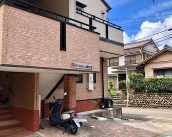 中城樱花公寓之家酒店 201 - 胜浦 - 建筑