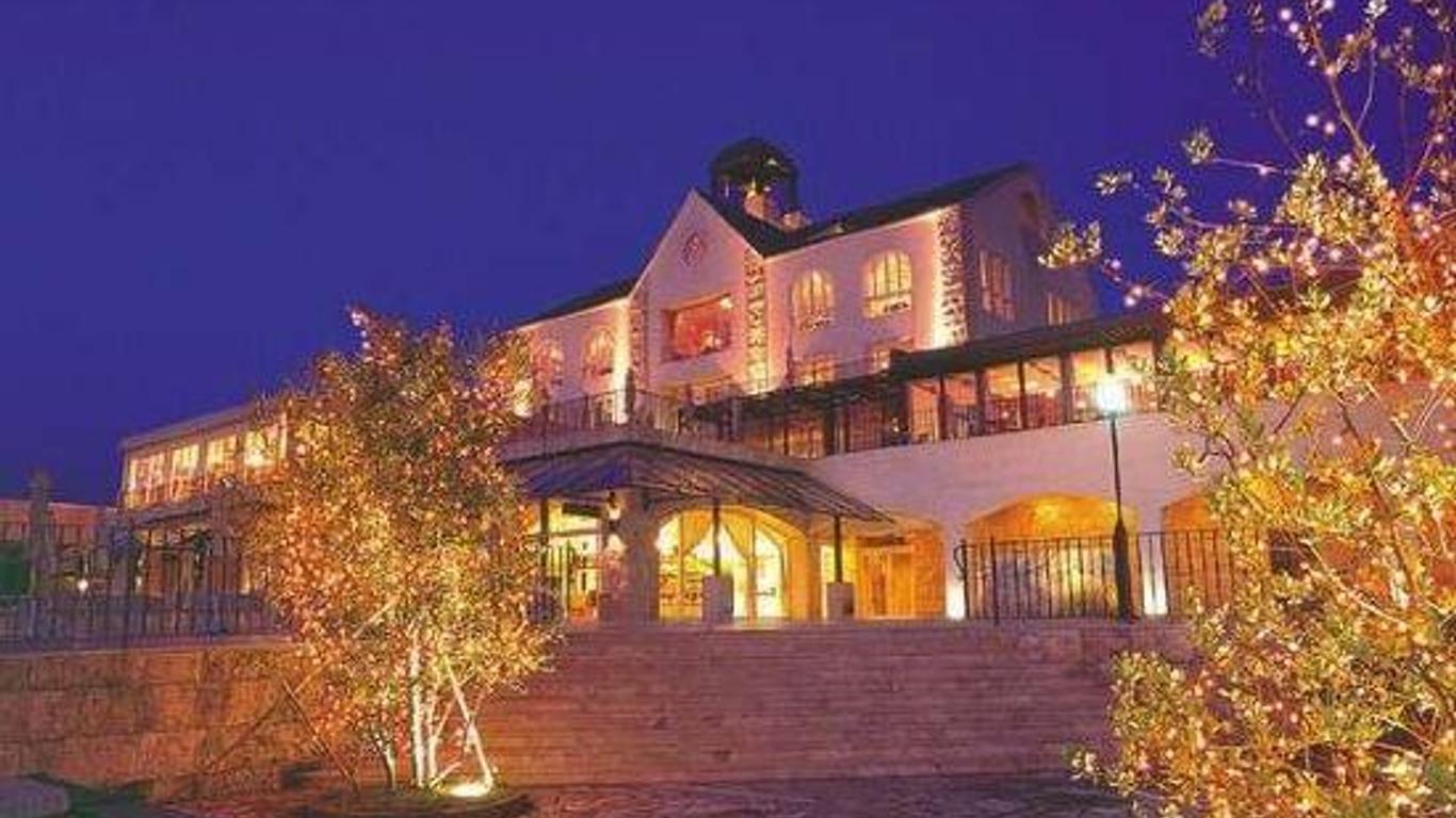 酿酒山酒店