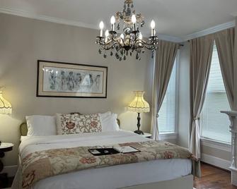 梅多斯 B&B 酒店 - 新伯尔尼 - 睡房