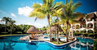 瓦伦丁玛雅帝国成人酒店 - 卡门海滩 - 游泳池