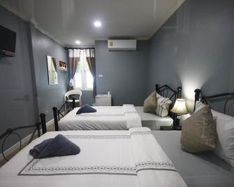天空小屋酒店 - 沙美岛 - 睡房