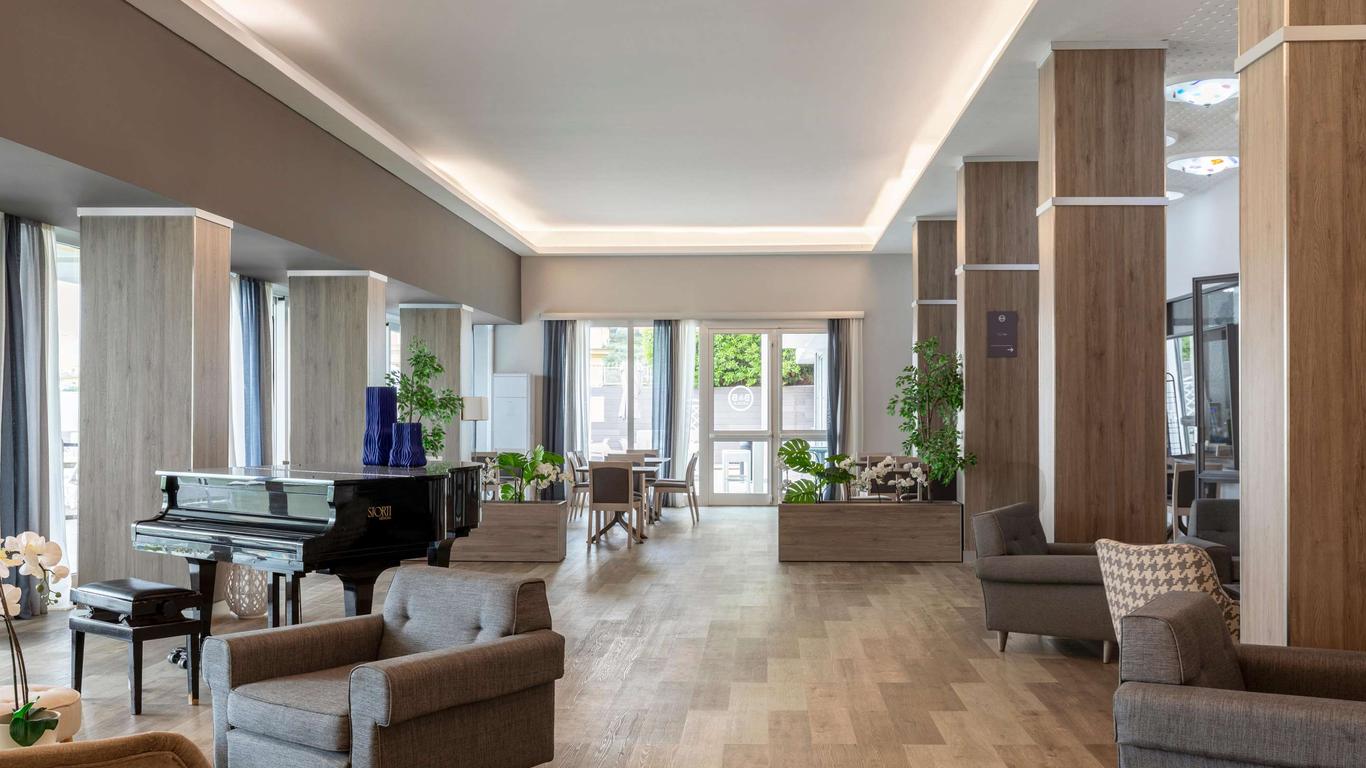 圣玛格丽塔利古雷苏西公园酒店 - B&B 酒店