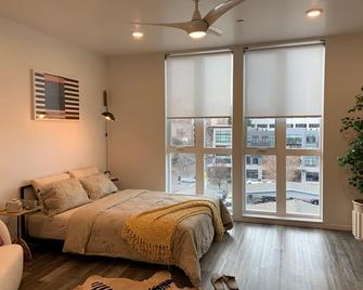 Stylish Midtown of Sacramento Luxurious and Spacious Studio at level 6 nice view - 萨克拉门托 - 睡房