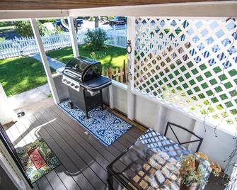 Pet Friendly Cottage located between Old Colorado City and Downtown! - 科罗拉多斯普林斯 - 户外景观