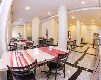 萨沃伊快捷酒店 - 阿雷格里港 - 餐馆