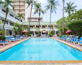外籍酒店 - 芭东 - 游泳池