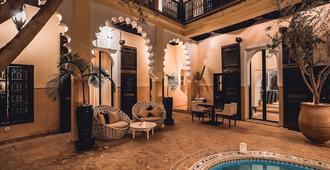里亚德安柏艾比斯酒店 - 马拉喀什