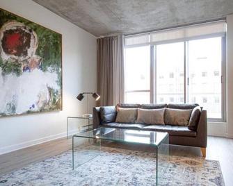 2 Bedroom Downtown Ottawa Condo - 渥太华 - 客厅