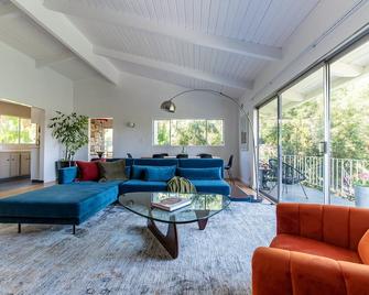 Stunning Hollywood Midcentury Modern-Views-Best Location! - 洛杉矶 - 客厅