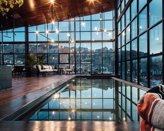 阿提克斯酒店 - 拉巴斯 - 游泳池