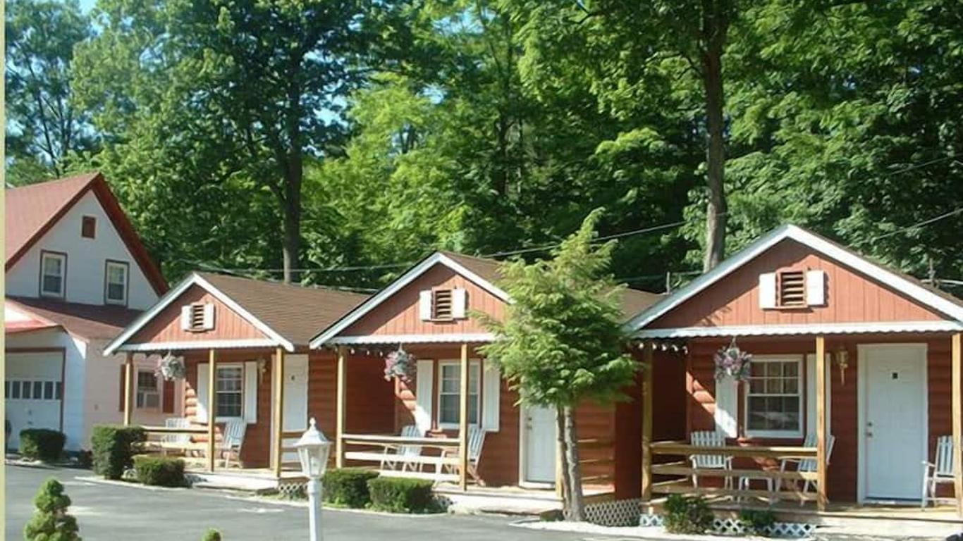七个小矮人汽车旅馆小屋