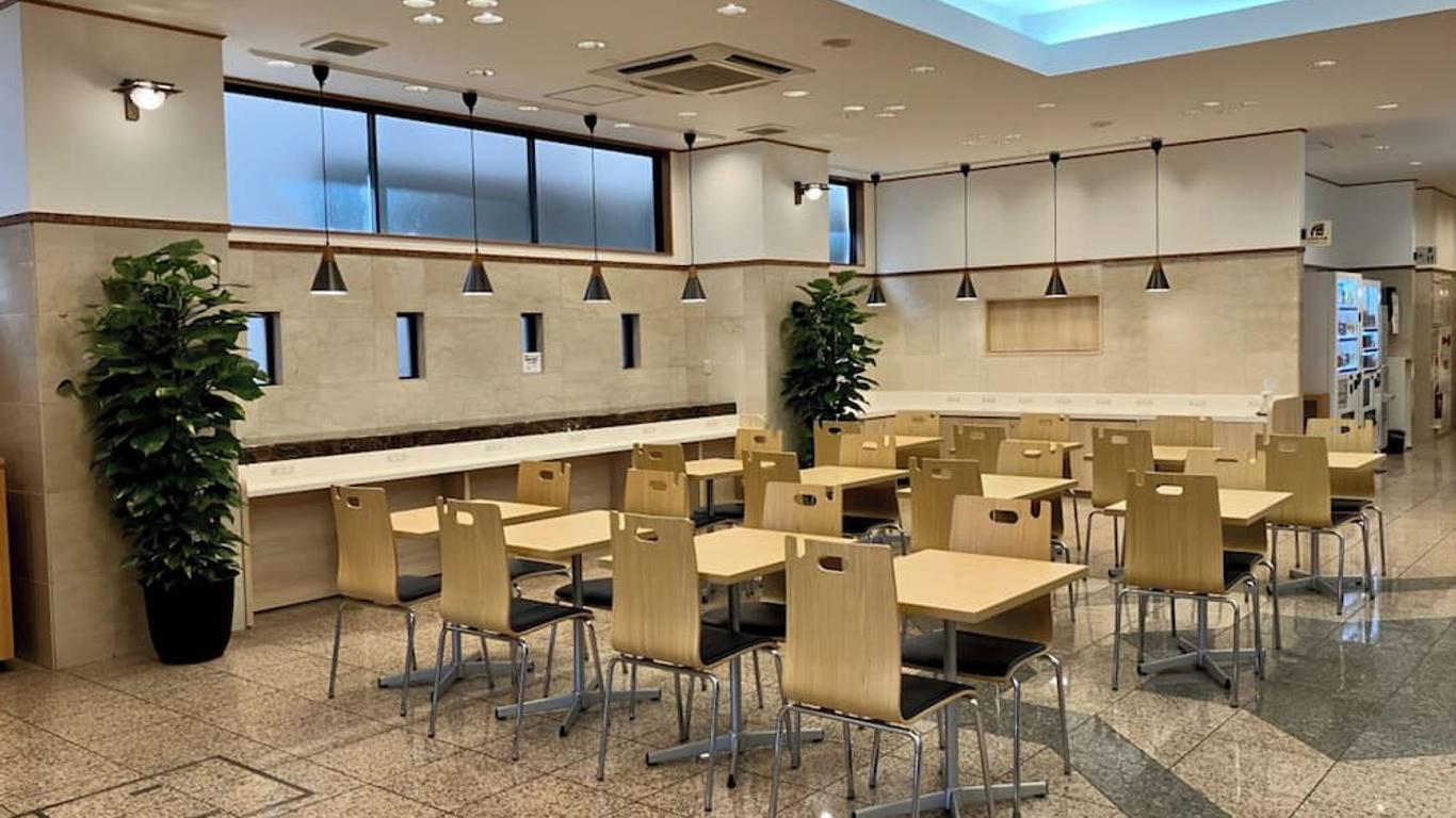 京都四条乌丸东横inn酒店