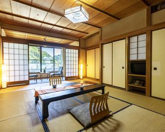 青峦庄 (Seiranso) - 汤河原町 - 餐厅