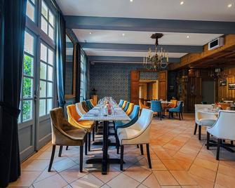 康迪城堡酒店 - 尚贝里 - 餐馆