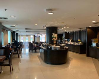王廛河景酒店 - 彭世洛 - 餐馆