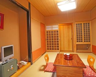 巴尼亚温泉旅馆 - 由布市 - 餐厅