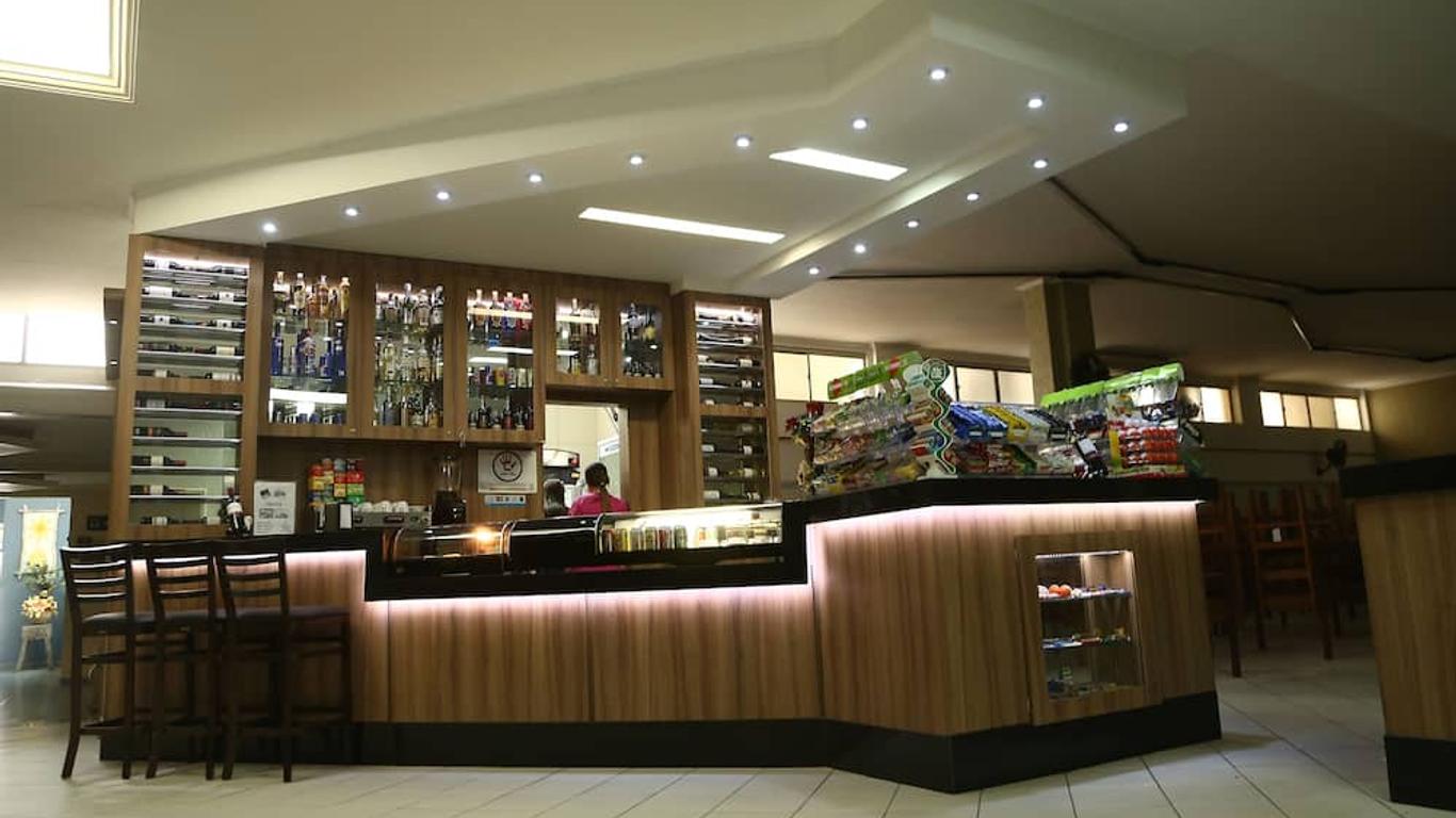 桑托格拉酒店