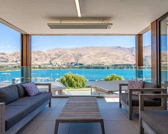 Lakeside Luxury 2 Bedroom Apartment - 瓦纳卡 - 阳台
