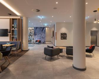 洲际酒店集团假日快捷酒店及套房波茨坦 - 波茨坦 - 建筑