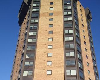 Apartment building - 底特律 - 建筑
