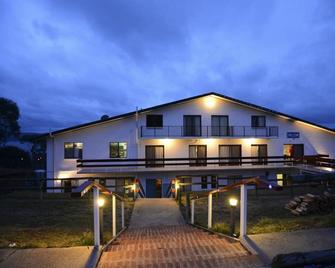 高山度假汽車旅館 - 金德拜恩 - 建筑