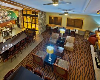 格兰德福克斯美国旅馆套房酒店 - 大福克斯 - 大厅