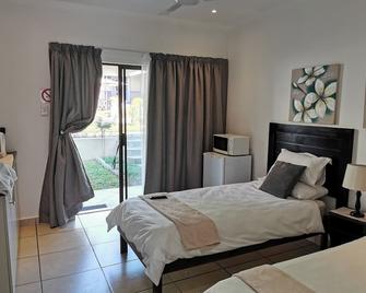 Guest House Mamma Mia - 内尔斯普雷特 - 睡房
