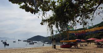 扎文托旅馆 - Vila do Abraao - 海滩