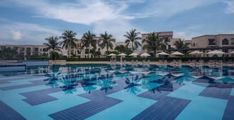 塞拉莱罗塔纳度假酒店 - 塞拉莱 - 游泳池