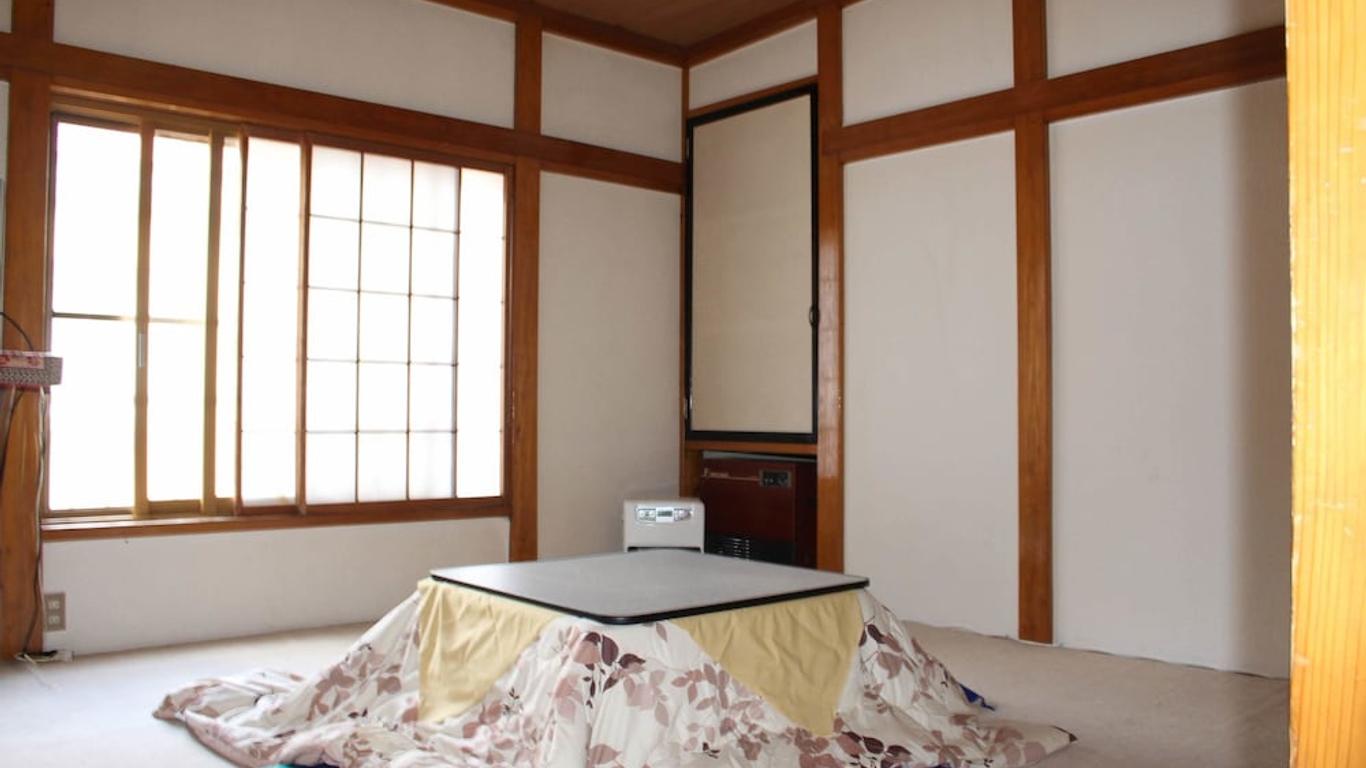 查理布朗小屋酒店
