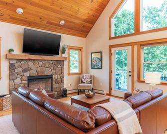 Chalet on the Hillside - 格伦 - 客厅