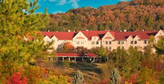 The Lodges at Timber Ridge by Vacation Club Rentals - 布兰森