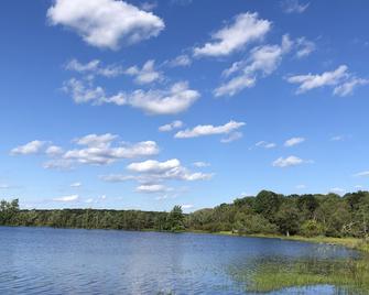 Poconos Lake View Family Retreat/Beach,lake/Kalahari/Camelback/Sauna/Jfbb/Hiking - Pocono Summit - 户外景观