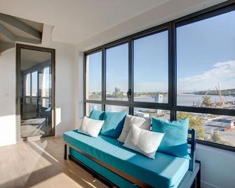 GuestReady - Séjour lumineux et élégant à Bordeaux - 波尔多 - 客厅