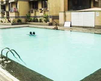 Budget-friendly hostel in Pasay, Manila - 马尼拉 - 游泳池