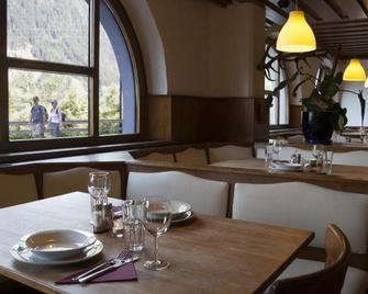 Hostel Chillertal - 迈尔霍芬 - 餐馆