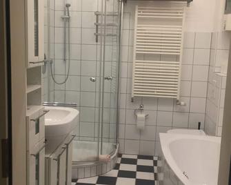 Apartment in the south town - 波恩(波昂) - 浴室